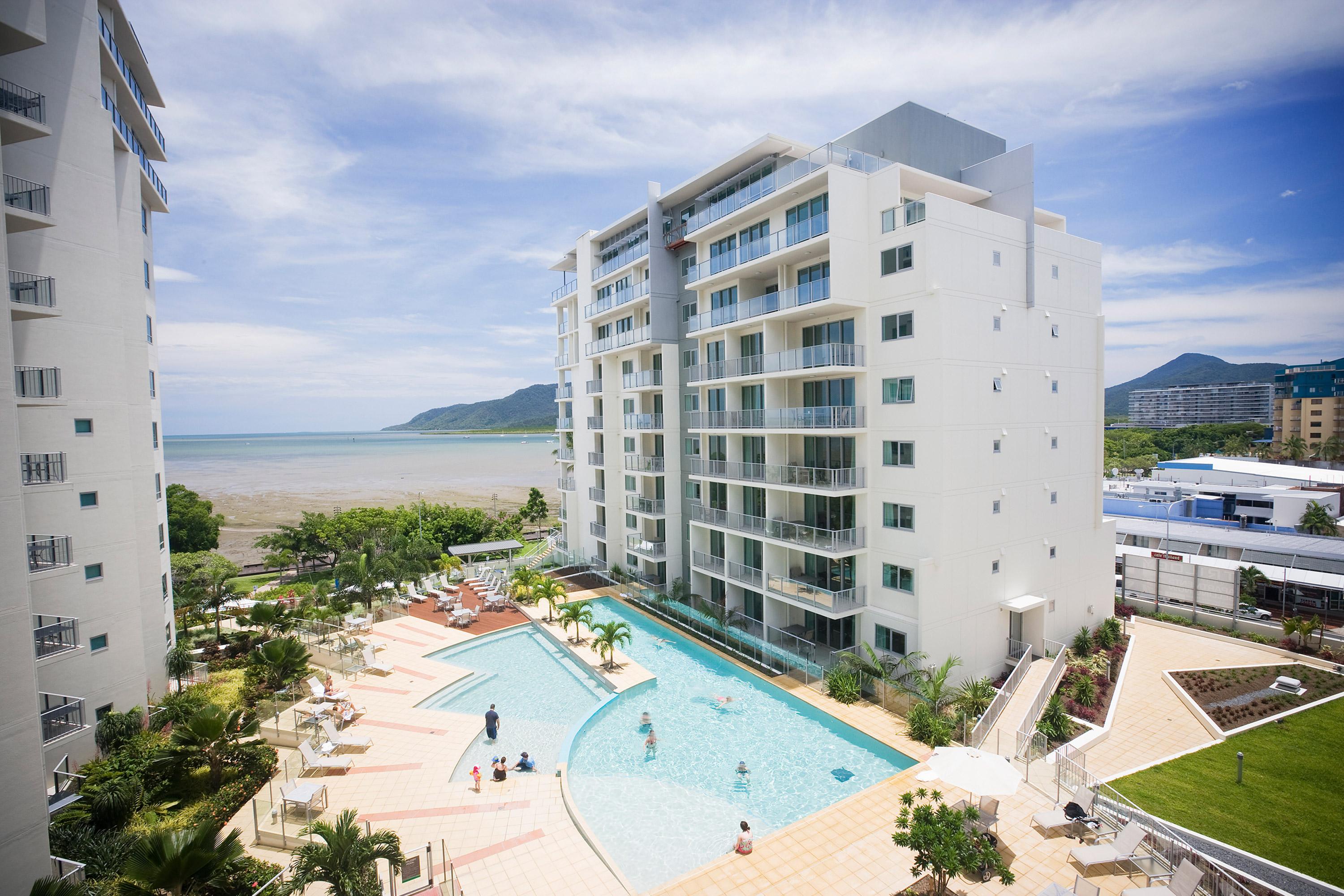 Hotel Mantra Trilogy Cairns Exterior foto