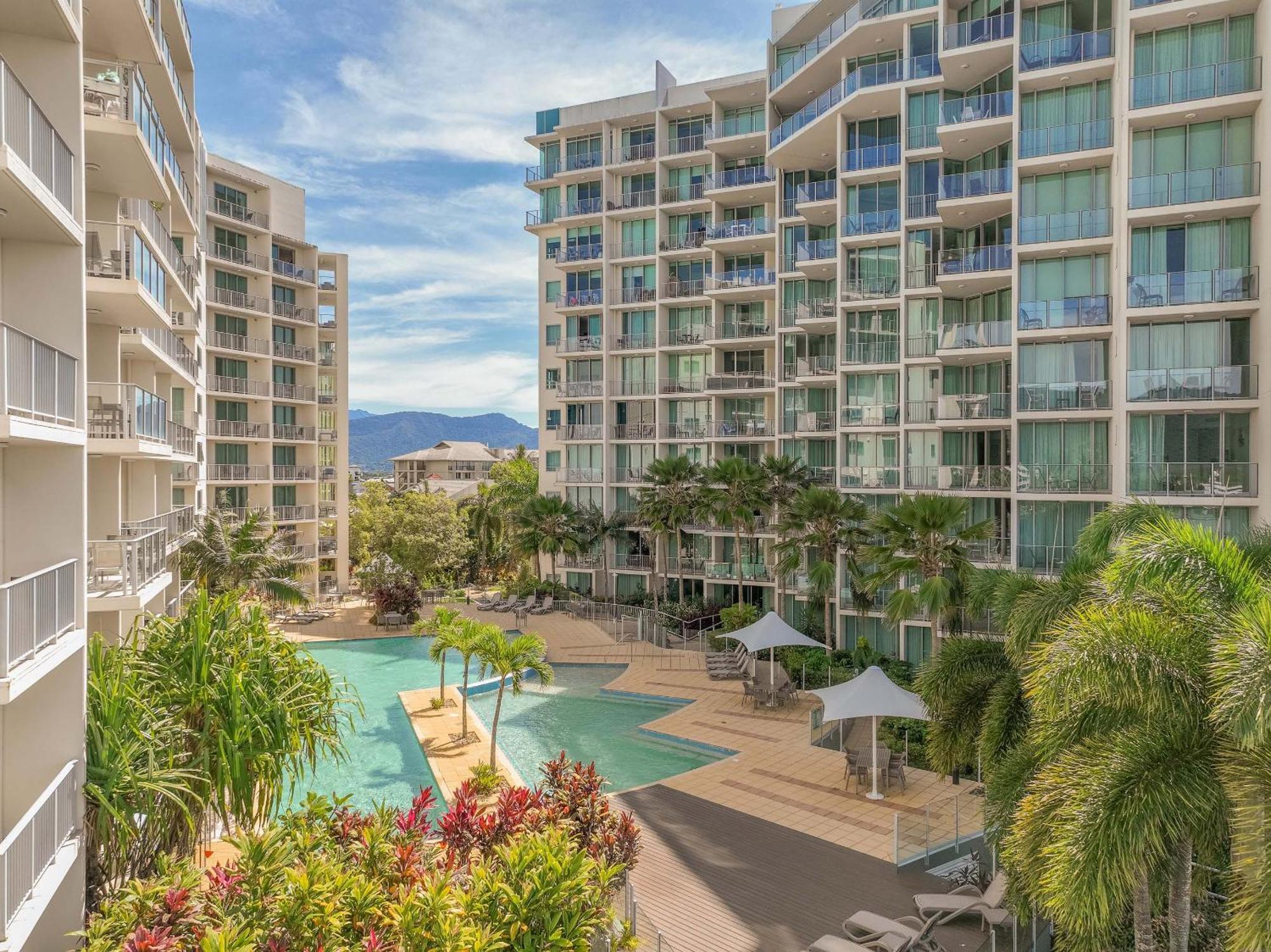 Hotel Mantra Trilogy Cairns Exterior foto