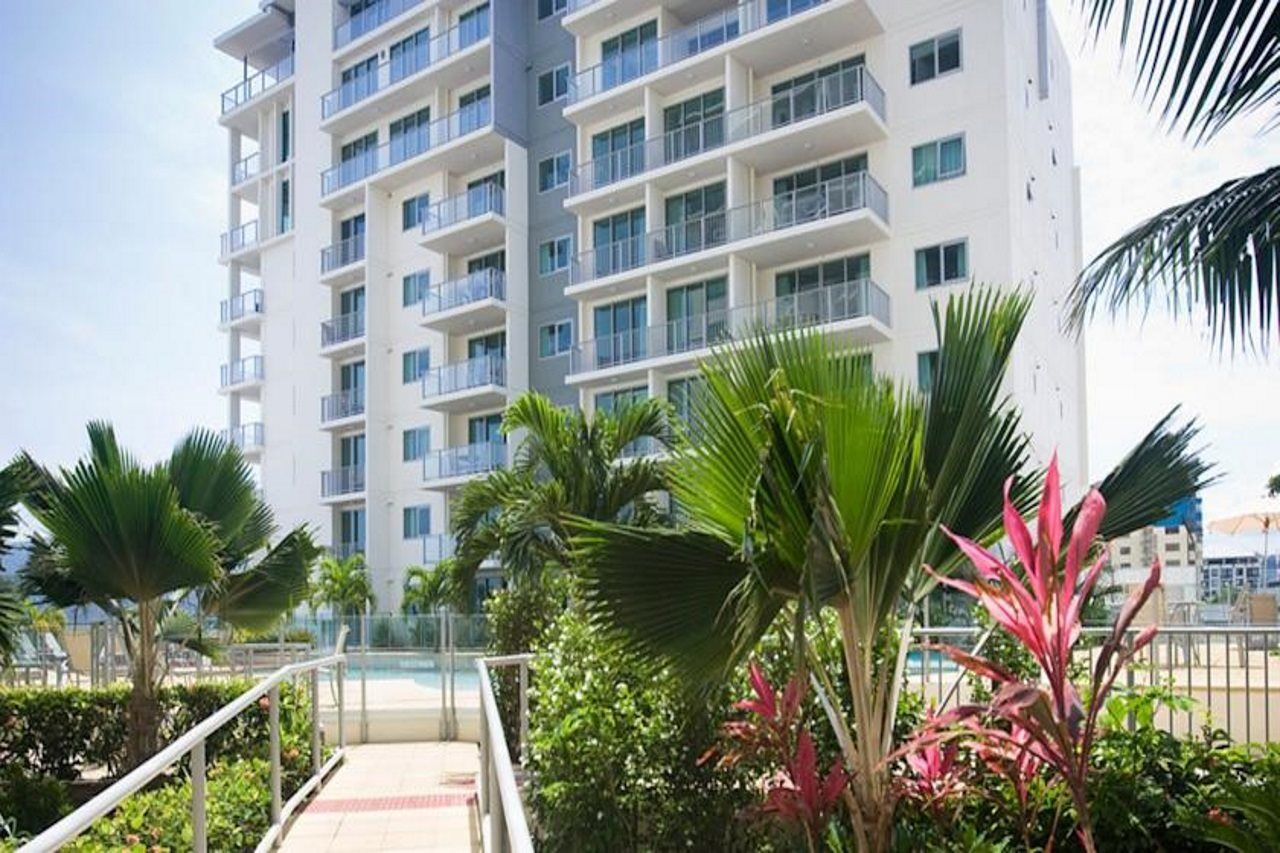 Hotel Mantra Trilogy Cairns Exterior foto